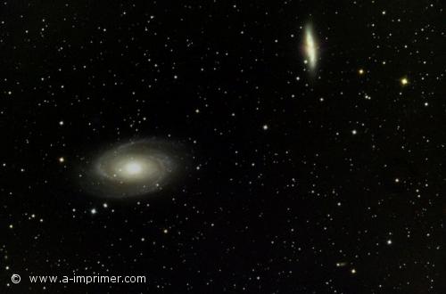 Galaxies M81 et M82 Carte postale des galaxies M81 et M82. Astronomie.