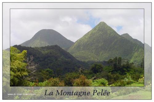 Carte postale des montagnes de Martinique.